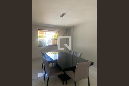Casa à venda com 3 quartos, 230m² em Alípio de Melo, Belo Horizonte