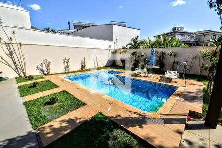 Casa à venda com 4 quartos, 270m² em Swiss Park, Campinas