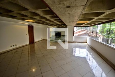 Apartamento à venda com 4 quartos, 190m² em Cambuí, Campinas