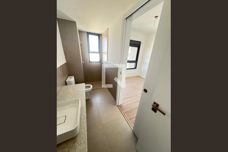 Suíte de apartamento à venda com 2 quartos, 76m² em Vila da Serra, Nova Lima