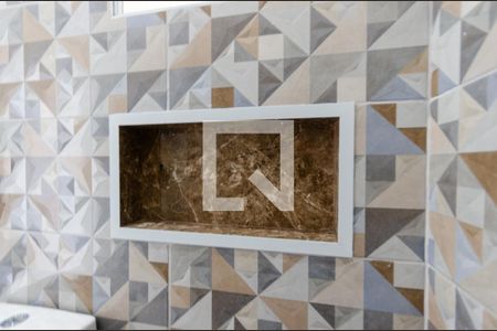 Banheiro de casa para alugar com 1 quarto, 18m² em Vila Boacava, São Paulo