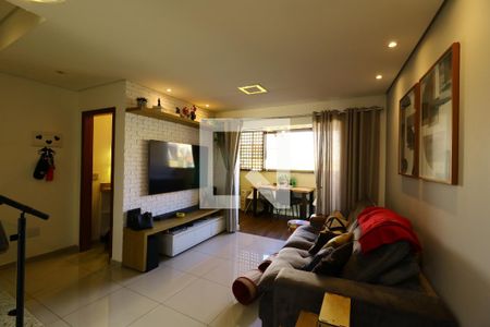 Sala de casa à venda com 2 quartos, 131m² em Campestre, Santo André