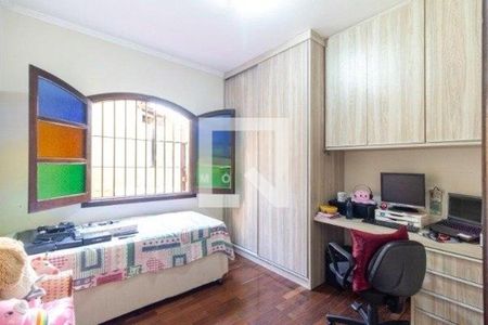 Casa à venda com 5 quartos, 240m² em Vila Campo Grande, São Paulo