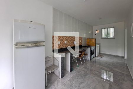 Casa à venda com 357m², 3 quartos e 4 vagas Casa à venda com 357m², 3 quartos e 4 vagasCozinha