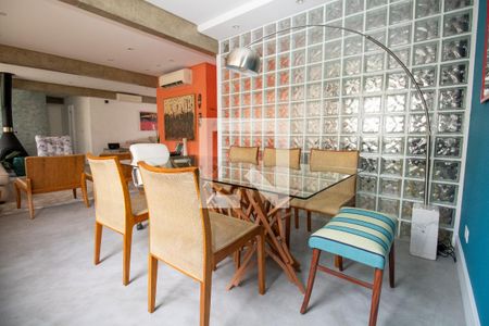 Sala de apartamento à venda com 3 quartos, 121m² em Moema, São Paulo