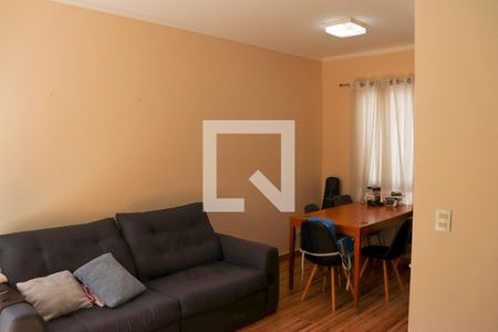 Sala de casa de condomínio para alugar com 2 quartos, 100m² em Vila Adalgisa, São Paulo