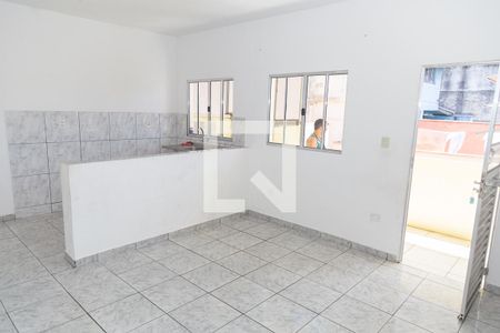 Sala de casa para alugar com 1 quarto, 60m² em Jardim Santa Mena, Guarulhos