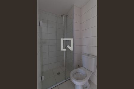 Banheiro de apartamento à venda com 2 quartos, 40m² em Jardim Santo Antônio, São Paulo