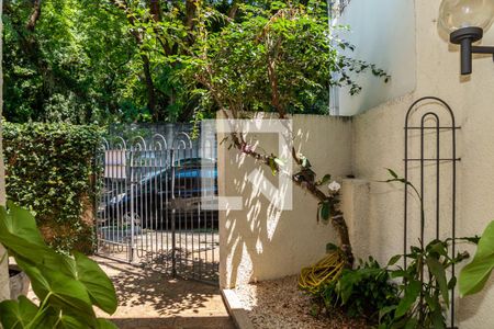 Casa para alugar com 177m², 3 quartos e 2 vagas Casa para alugar com 177m², 3 quartos e 2 vagasQuintal