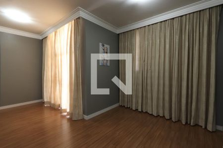 Sala de apartamento à venda com 2 quartos, 61m² em Vila Cunha Bueno, São Paulo