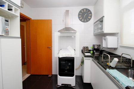 Cozinha de apartamento à venda com 3 quartos, 120m² em São Lucas, Belo Horizonte