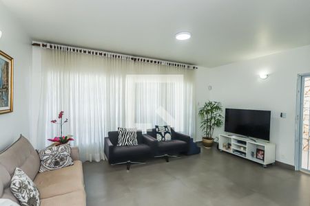 Sala de casa para alugar com 3 quartos, 253m² em Parque Sao Domingos, São Paulo