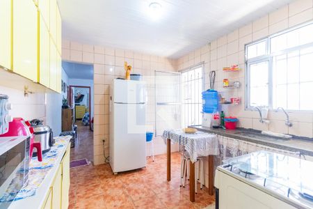 Cozinha de casa à venda com 3 quartos, 70m² em Vila do Castelo, São Paulo