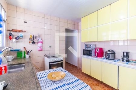 Cozinha de casa à venda com 3 quartos, 70m² em Vila do Castelo, São Paulo