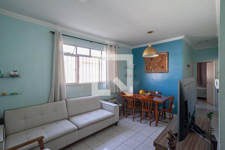 Sala de apartamento à venda com 3 quartos, 65m² em Heliópolis, Belo Horizonte
