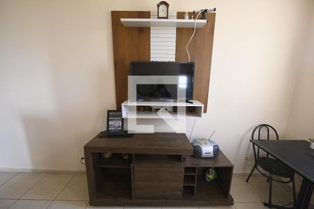 Sala de apartamento para alugar com 2 quartos, 58m² em Chácaras Santa Rita, Goiânia