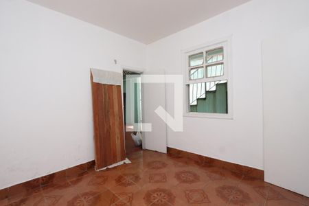 Sala de casa à venda com 4 quartos, 150m² em Vila São Nicolau, São Paulo