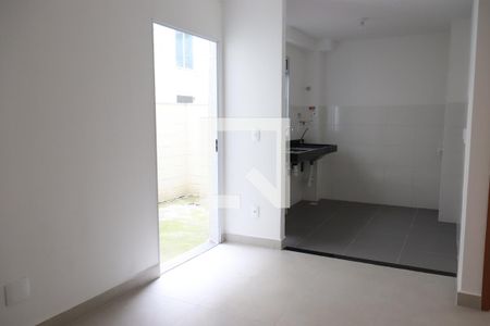 Sala de apartamento para alugar com 2 quartos, 40m² em Santos Dumont, São Leopoldo