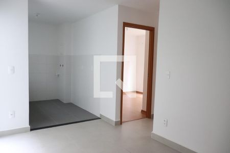 Sala de apartamento para alugar com 2 quartos, 40m² em Santos Dumont, São Leopoldo