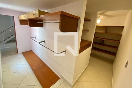 Closet de apartamento para alugar com 2 quartos, 75m² em Copacabana, Rio de Janeiro