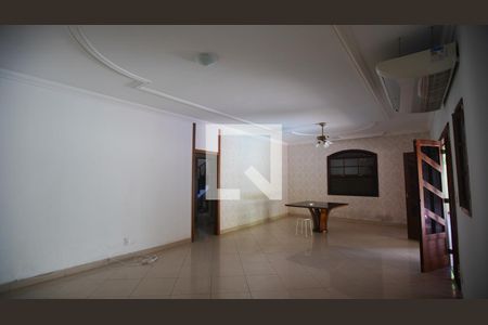 Sala de casa de condomínio para alugar com 5 quartos, 486m² em Anil, Rio de Janeiro