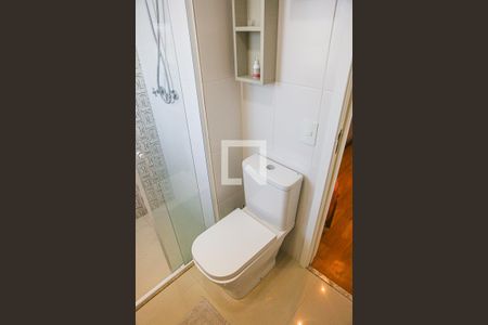 Apartamento à venda com 103m², 3 quartos e 2 vagas Apartamento à venda com 103m², 3 quartos e 2 vagasBanheiro da Suíte 1