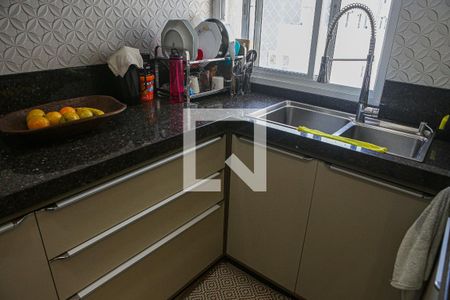 Apartamento à venda com 103m², 3 quartos e 2 vagas Apartamento à venda com 103m², 3 quartos e 2 vagasCozinha