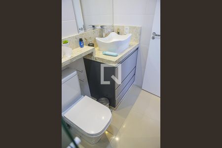 Apartamento à venda com 103m², 3 quartos e 2 vagas Apartamento à venda com 103m², 3 quartos e 2 vagasBanheiro da Suíte 3