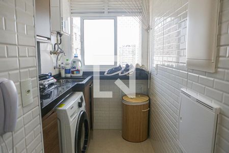 Apartamento à venda com 103m², 3 quartos e 2 vagas Apartamento à venda com 103m², 3 quartos e 2 vagasÁrea de Serviço