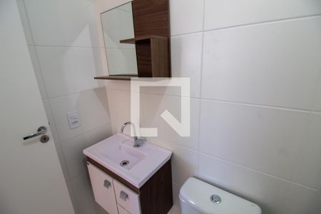 Banheiro de apartamento para alugar com 2 quartos, 32m² em Vila Socorro, São Paulo