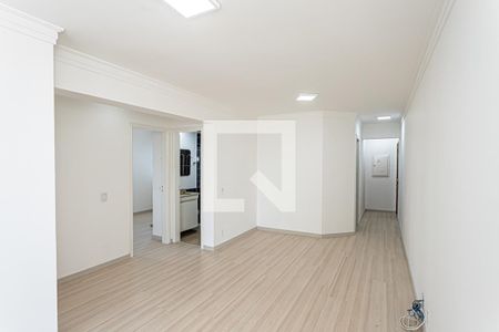 Sala de apartamento à venda com 3 quartos, 78m² em Parque Peruche, São Paulo