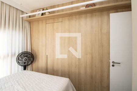 Quarto 2, armário  de apartamento para alugar com 2 quartos, 54m² em Indianópolis, São Paulo