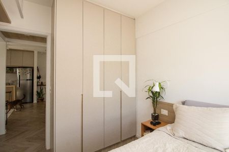 Quarto 2, armário 2  de apartamento para alugar com 2 quartos, 54m² em Indianópolis, São Paulo