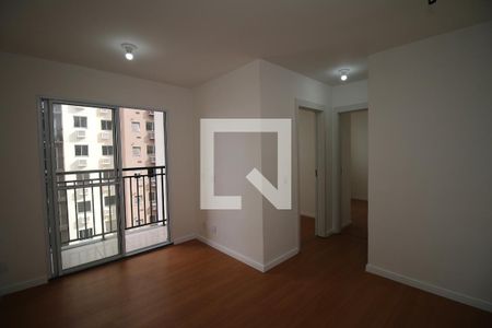 Sala de apartamento para alugar com 2 quartos, 45m² em Ramos, Rio de Janeiro