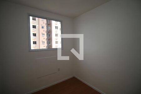 Quarto 1 de apartamento para alugar com 2 quartos, 45m² em Ramos, Rio de Janeiro