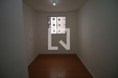 Quarto 2 de apartamento para alugar com 2 quartos, 45m² em Ramos, Rio de Janeiro