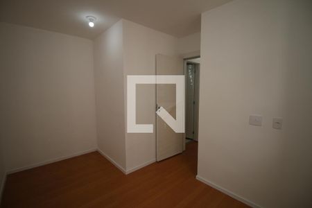 Quarto 2 de apartamento para alugar com 2 quartos, 45m² em Ramos, Rio de Janeiro