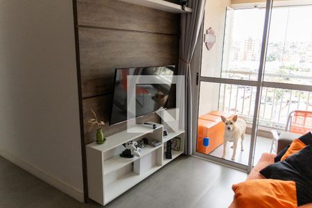 Sala de apartamento para alugar com 2 quartos, 48m² em Km 18, Osasco