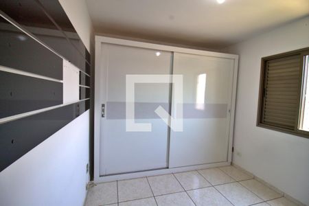 Quarto 1 de apartamento à venda com 2 quartos, 68m² em Chácara Agrindus, Taboão da Serra