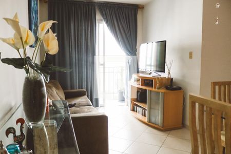 Sala de apartamento à venda com 3 quartos, 57m² em Vila Guilherme, São Paulo