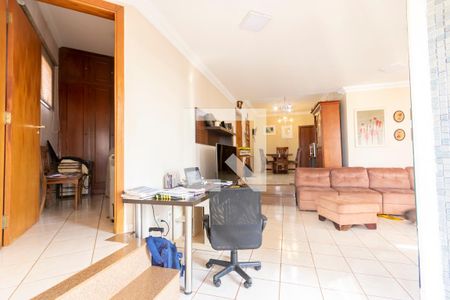 Sala de apartamento para alugar com 3 quartos, 167m² em Centro, Ribeirão Preto