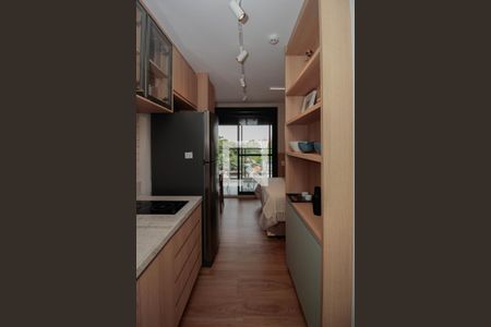 Cozinha de apartamento à venda com 1 quarto, 27m² em Pinheiros, São Paulo