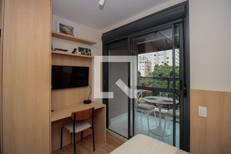 Sala/Quarto de apartamento à venda com 1 quarto, 27m² em Pinheiros, São Paulo