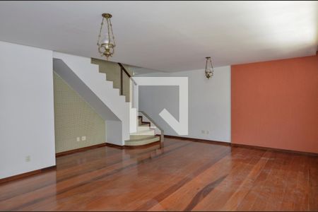 Apartamento à venda com 186m², 3 quartos e 2 vagasSala