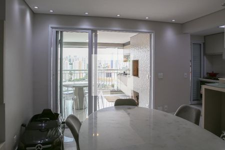 Sala de apartamento para alugar com 2 quartos, 100m² em Parque Industrial Tomas Edson, São Paulo