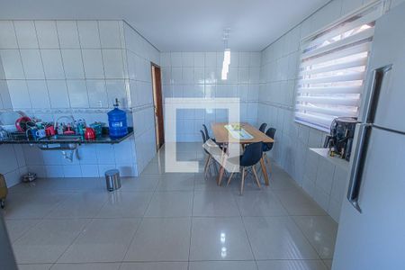 Cozinha de casa à venda com 3 quartos, 250m² em Canaã, Belo Horizonte