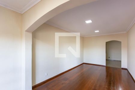 Sala de casa à venda com 3 quartos, 230m² em Cenaculo, Belo Horizonte