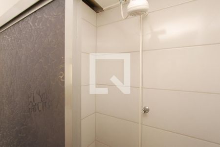 Banheiro de apartamento à venda com 1 quarto, 37m² em Protásio Alves, Porto Alegre