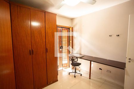 QUARTO 2 de casa para alugar com 2 quartos, 73m² em Parque Panamericano, São Paulo