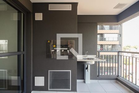 Varanda Gourmet  de apartamento para alugar com 2 quartos, 62m² em Vila Esperança, São Paulo